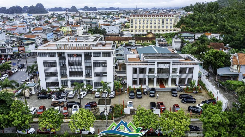Đặc khu Vân Đồn nhìn từ trên cao Đặc khu Vân Đồn nhìn từ trên cao