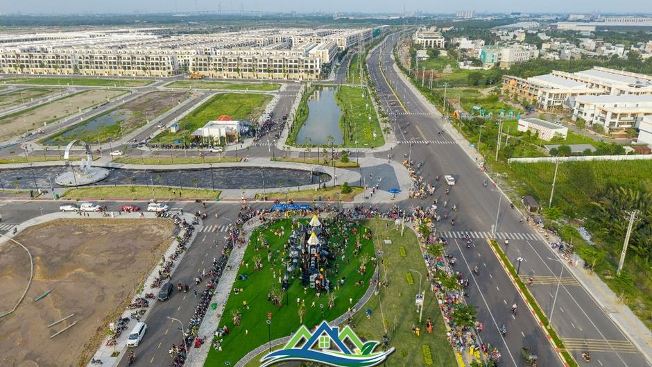 Đất nền sổ đỏ liền kề Phú Mỹ Hưng đáp ứng tiêu chí sinh lời bền vững Đất nền sổ đỏ liền kề Phú Mỹ Hưng đáp ứng tiêu chí sinh lời bền vững