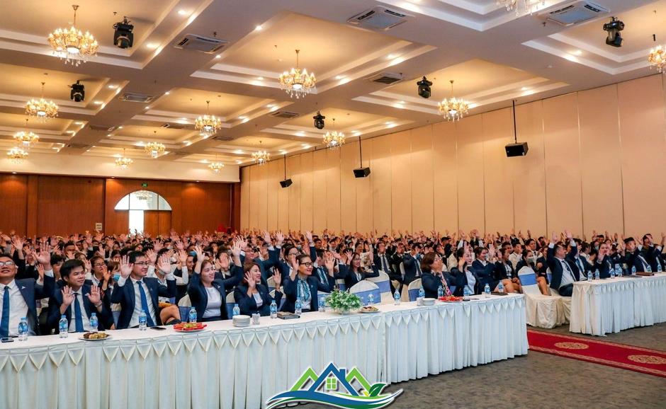 Đất Xanh Miền Tây: Đối tác phân phối và phát triển dự án toàn diện hàng đầu Đất Xanh Miền Tây: Đối tác phân phối và phát triển dự án toàn diện hàng đầu