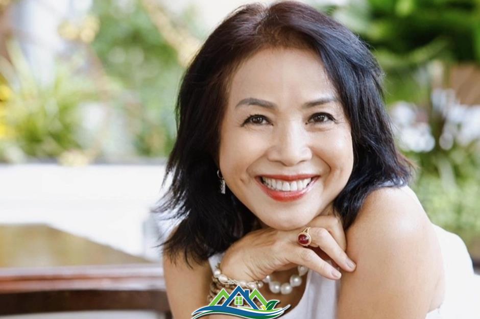 'Đệ nhất đào thương' xuất thân hoàng tộc, bỏ hào quang theo chồng ra nước ngoài