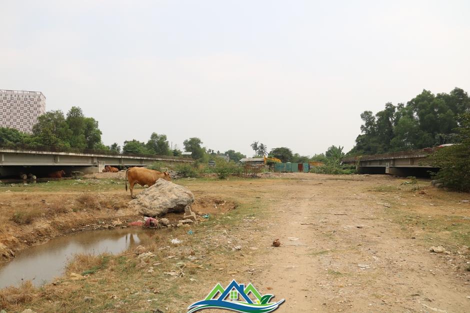 Đoạn Vành đai 2 “ngủ quên” giữa lòng TP Thủ Đức Đoạn Vành đai 2 “ngủ quên” giữa lòng TP Thủ Đức