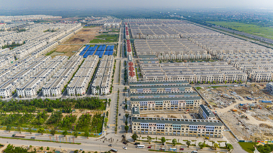 Doanh nghiệp của gia đình Tổng thống Trump vừa đổ bộ, Hưng Yên đã phá vỡ mọi kỷ lục thu hút vốn đầu tư, chỉ trong 5 tháng cao gấp đôi cả năm 2024 Doanh nghiệp của gia đình Tổng thống Trump vừa đổ bộ, Hưng Yên đã phá vỡ mọi kỷ lục thu hút vốn đầu tư, chỉ trong 5 tháng cao gấp đôi cả năm 2024