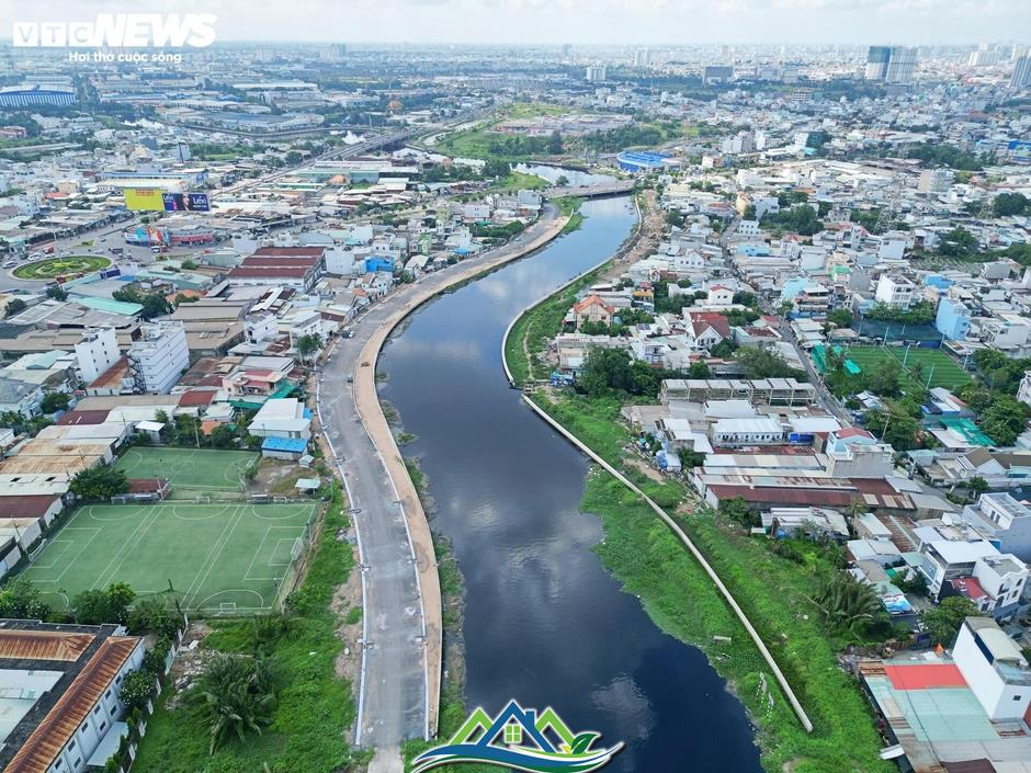 Dự án cải tạo kênh dài nhất TP.HCM: Công trường vắng lặng, nhiều gói thầu ì ạch Dự án cải tạo kênh dài nhất TP.HCM: Công trường vắng lặng, nhiều gói thầu ì ạch