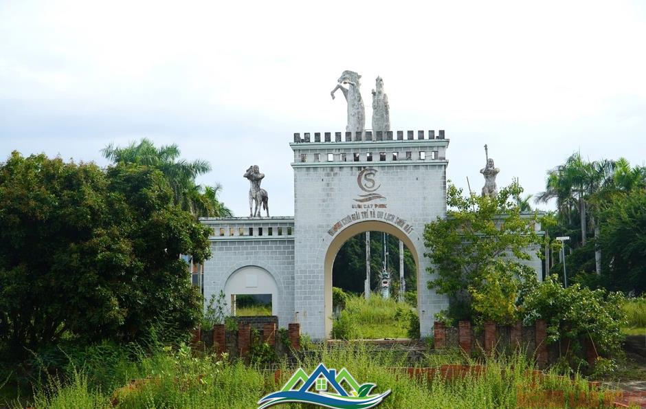 Dự án du lịch trăm tỉ ngay cửa ngõ Phan Thiết bỏ hoang hơn 10 năm