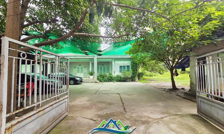 Dự án tháp tài chính gần 4.000 tỷ đồng ở Hà Nội 'hoá rừng' sau 20 năm ôm đất lãng phí Dự án tháp tài chính gần 4.000 tỷ đồng ở Hà Nội 'hoá rừng' sau 20 năm ôm đất lãng phí