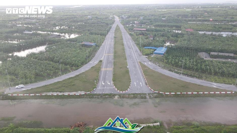 Đường bộ ven biển qua Hải Phòng 3.700 tỷ đồng 'đắp chiếu' sau 8 năm khởi công Đường bộ ven biển qua Hải Phòng 3.700 tỷ đồng 'đắp chiếu' sau 8 năm khởi công