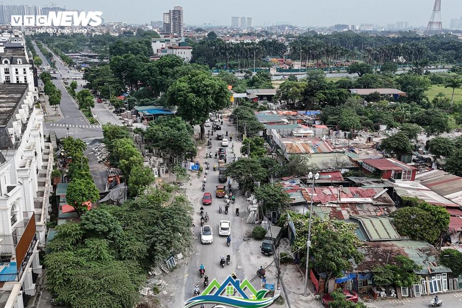 Đường hơn 2km ở Hà Nội làm gần một thập kỷ chưa xong Đường hơn 2km ở Hà Nội làm gần một thập kỷ chưa xong