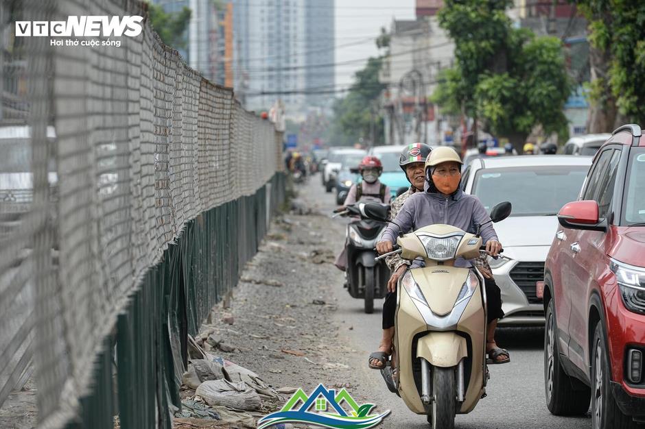 Đường hơn 2km ở Hà Nội làm gần một thập kỷ chưa xong Đường hơn 2km ở Hà Nội làm gần một thập kỷ chưa xong