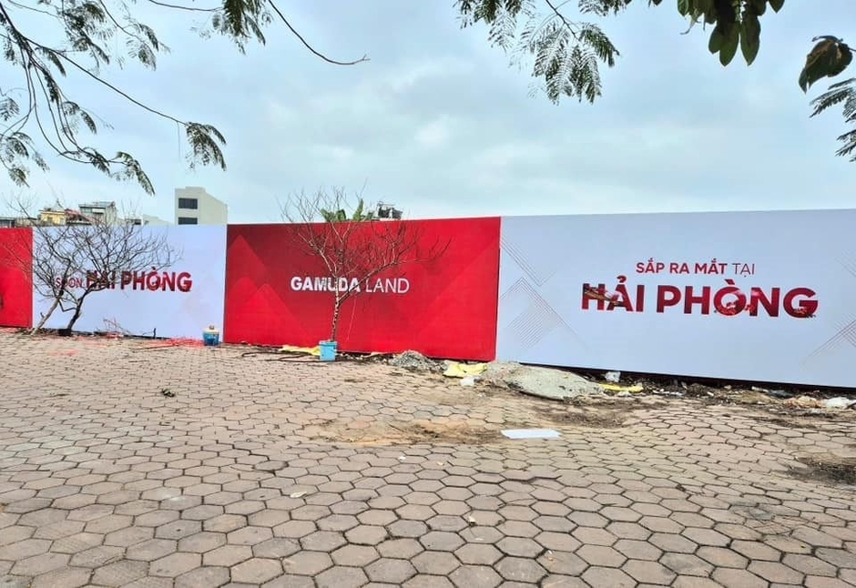 Gặp Thủ tướng, lãnh đạo Tập đoàn BĐS lớn bậc nhất Malaysia, đang đầu tư loạt dự án quy mô hơn 5 tỷ USD tại Việt Nam ngỏ ý muốn đầu tư thêm hàng tỷ USD trong thời gian tới Gặp Thủ tướng, lãnh đạo Tập đoàn BĐS lớn bậc nhất Malaysia, đang đầu tư loạt dự án quy mô hơn 5 tỷ USD tại Việt Nam ngỏ ý muốn đầu tư thêm hàng tỷ USD trong thời gian tới
