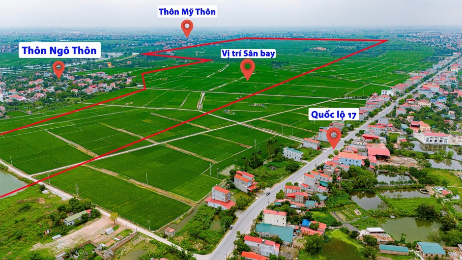 Giá đất tại tỉnh có sân bay quốc tế 30.000 tỷ, loạt ông lớn Vingroup, T&T, Sun Group đổ về neo ở mức cao: Nhà đầu tư lãi cả tỷ đồng chỉ sau 2-3 tháng nhưng vẫn chưa muốn chốt lời Giá đất tại tỉnh có sân bay quốc tế 30.000 tỷ, loạt ông lớn Vingroup, T&T, Sun Group đổ về neo ở mức cao: Nhà đầu tư lãi cả tỷ đồng chỉ sau 2-3 tháng nhưng vẫn chưa muốn chốt lời