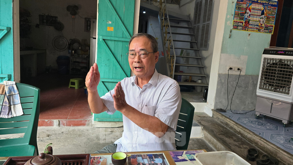 Hà Nội: Nhiều hộ dân sống bất an trong những căn nhà xập xệ nhưng không được xây mới dù có sổ đỏ Hà Nội: Nhiều hộ dân sống bất an trong những căn nhà xập xệ nhưng không được xây mới dù có sổ đỏ