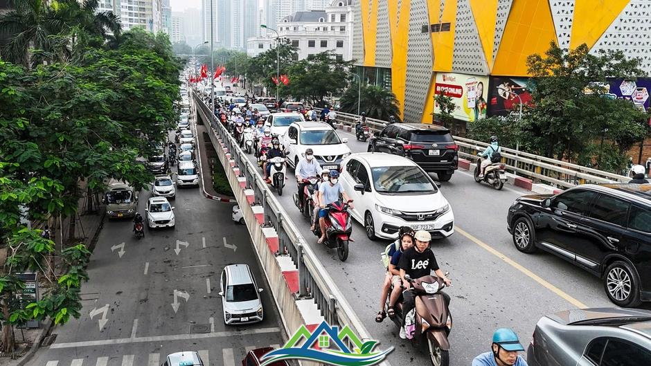 Hà Nội rút ngắn lộ trình 5 năm và mở rộng phạm vi cấm xe gây ô nhiễm Hà Nội rút ngắn lộ trình 5 năm và mở rộng phạm vi cấm xe gây ô nhiễm