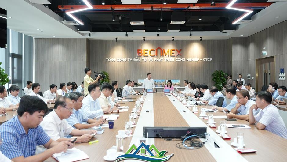 Hai dự án cao tốc, vành đai ở khu vực Bình Dương cũ đang triển khai thi công thế nào? Hai dự án cao tốc, vành đai ở khu vực Bình Dương cũ đang triển khai thi công thế nào?