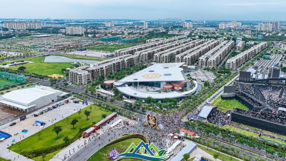 Hàng vạn khán giả hòa nhịp tại The Global City trong Anh Trai Vượt Ngàn Chông Gai