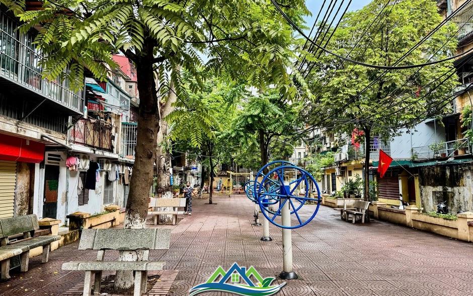 Hiện trạng 2 khu tập thể cũ ở Hà Nội dự kiến cải tạo thành cao ốc từ 40 tầng Hiện trạng 2 khu tập thể cũ ở Hà Nội dự kiến cải tạo thành cao ốc từ 40 tầng
