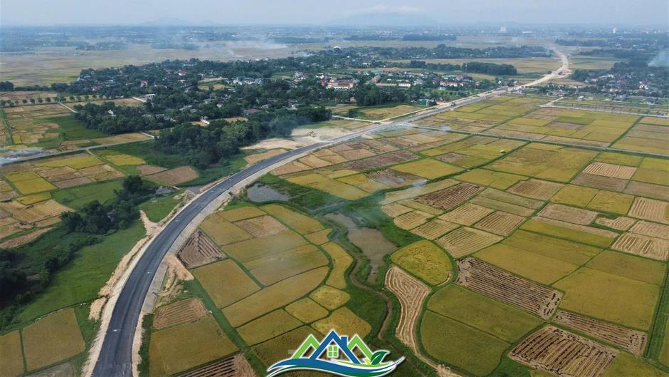 Hiện trạng hai tuyến đường kết nối thành phố Hà Tĩnh với cao tốc Bắc Nam Hiện trạng hai tuyến đường kết nối thành phố Hà Tĩnh với cao tốc Bắc Nam