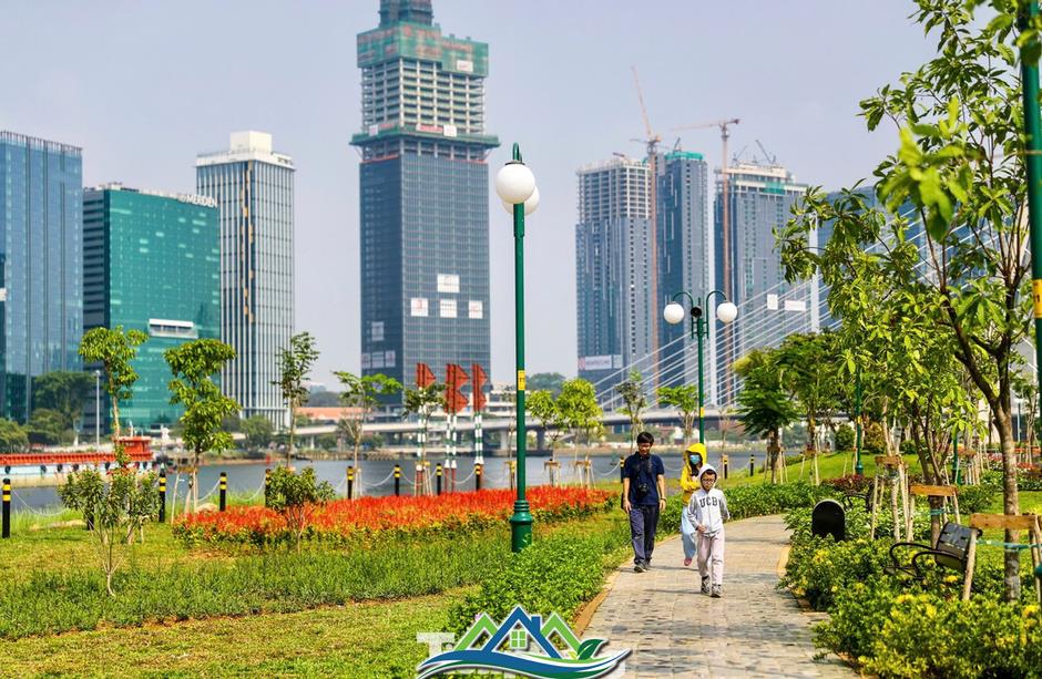 Hình ảnh TPHCM 'thay da đổi thịt' qua từng công trình