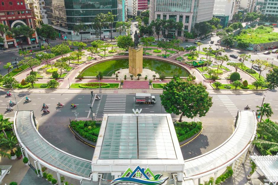 Hình ảnh TPHCM 'thay da đổi thịt' qua từng công trình