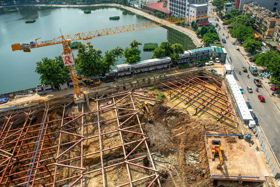 Hồ duy nhất ở trung tâm Hà Nội có 2 dự án lớn đang xây: Vinhomes làm nhà trăm tỷ, tương lai có 3 khách sạn cao tầng