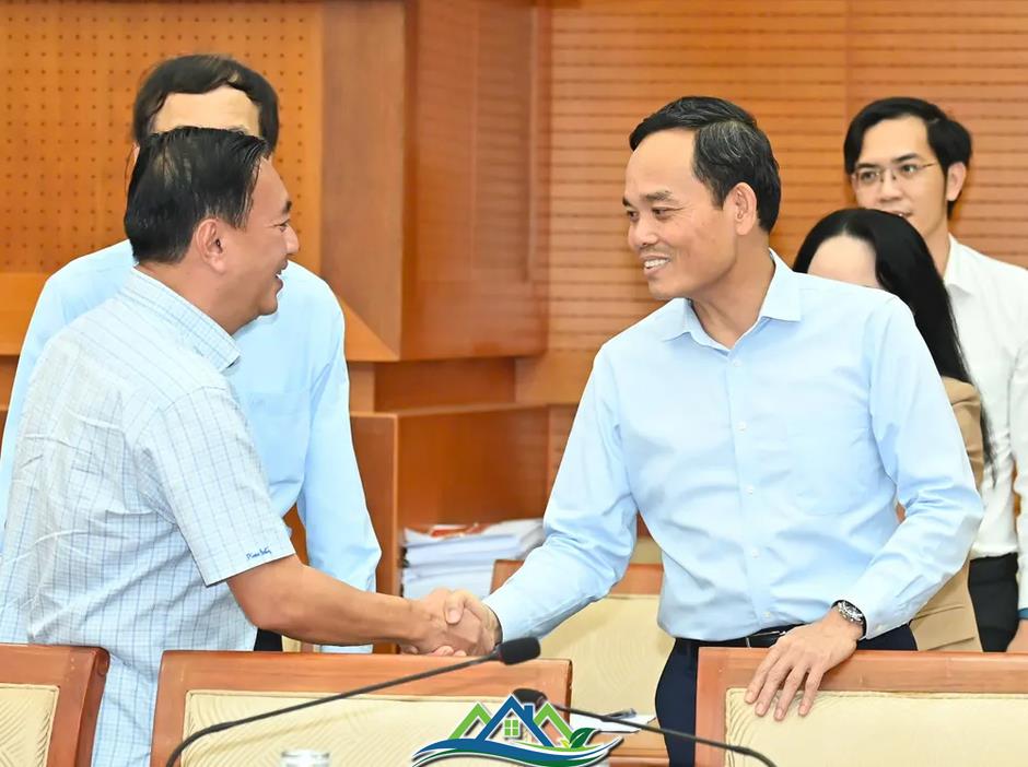 Hoàn thiện thể chế, thu hút chuyên gia giỏi cho Trung tâm Tài chính quốc tế tại TPHCM Hoàn thiện thể chế, thu hút chuyên gia giỏi cho Trung tâm Tài chính quốc tế tại TPHCM