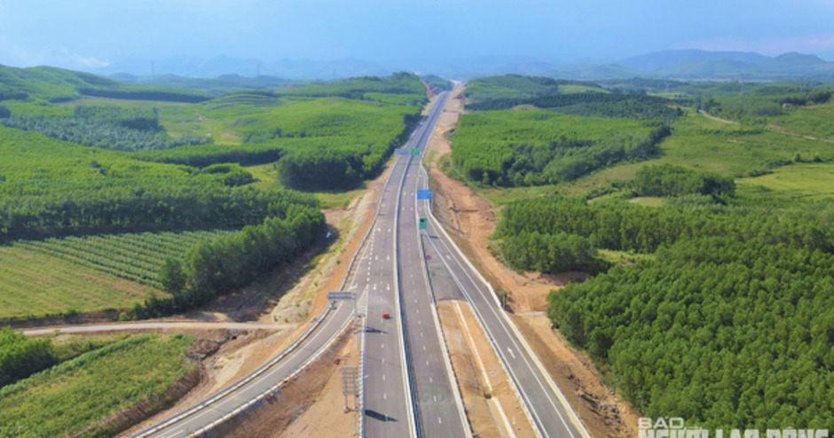 Hôm nay 19-8, thông tuyến cao tốc Bắc - Nam từ Hà Nội đến Đà Nẵng dài khoảng 750 km