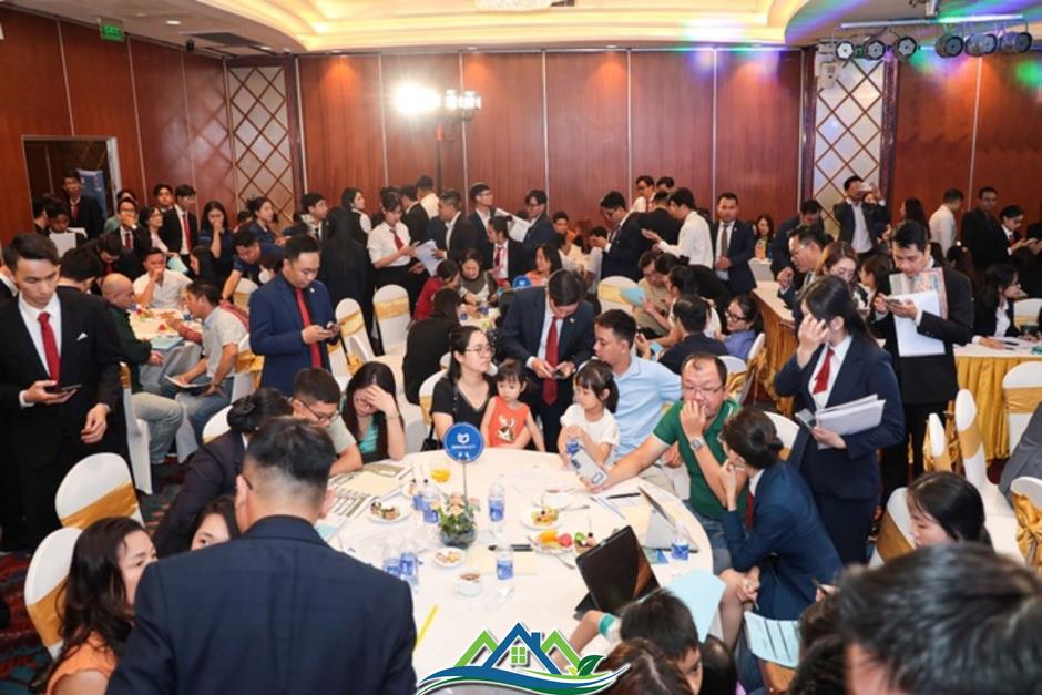 Hơn 90% giỏ hàng được công bố có chủ, The 826 EC khẳng định sức hút Hơn 90% giỏ hàng được công bố có chủ, The 826 EC khẳng định sức hút