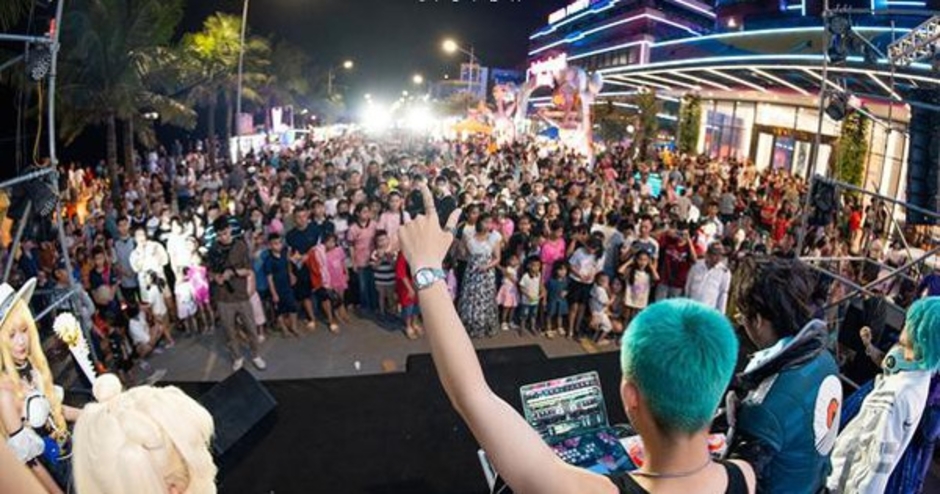 Ibiza Neon Zone: “Trái tim không ngủ” của du lịch và giải trí miền Bắc