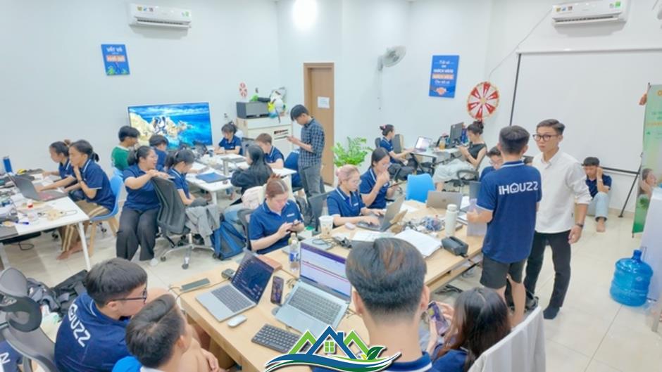 iHouzz chốt hàng trăm đơn thuê căn hộ trong 3 giờ livestream