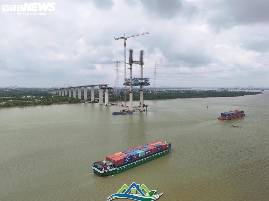 Khẩn trương thi công 'nút thắt' cuối cùng của cao tốc Bến Lức - Long Thành Khẩn trương thi công 'nút thắt' cuối cùng của cao tốc Bến Lức - Long Thành