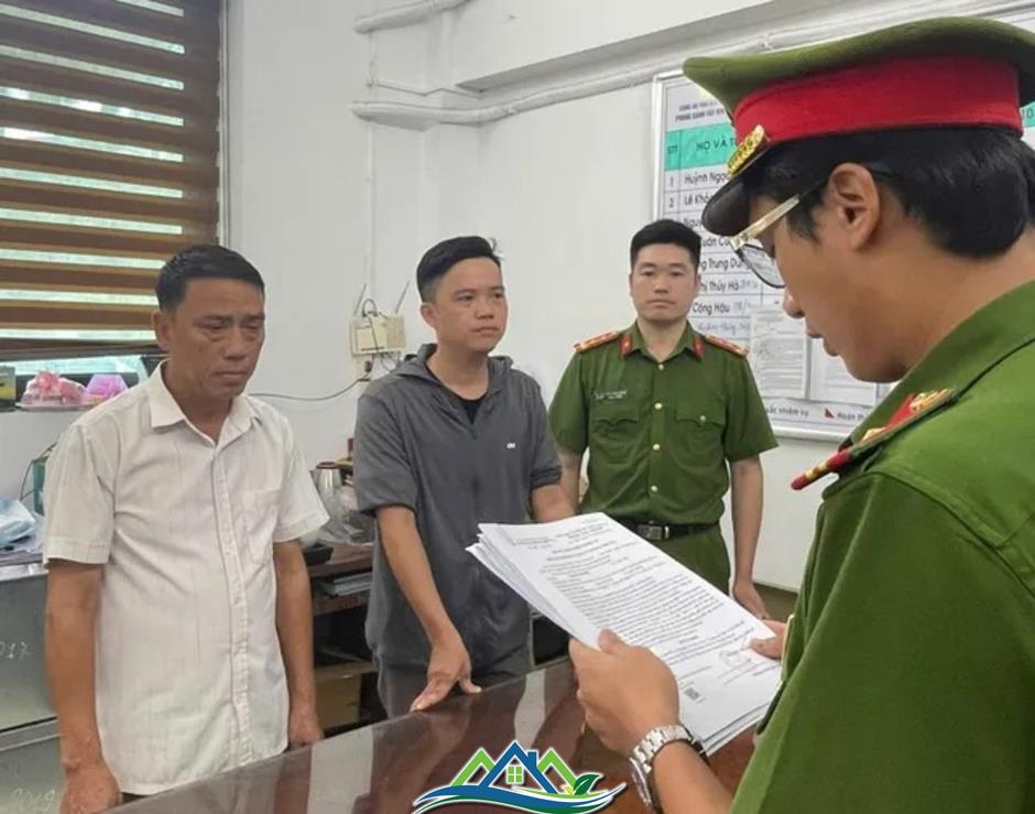 Khởi tố, bắt giam giám đốc công ty TNHH MTV Phát Đạt Nguyễn Văn Đây Khởi tố, bắt giam giám đốc công ty TNHH MTV Phát Đạt Nguyễn Văn Đây