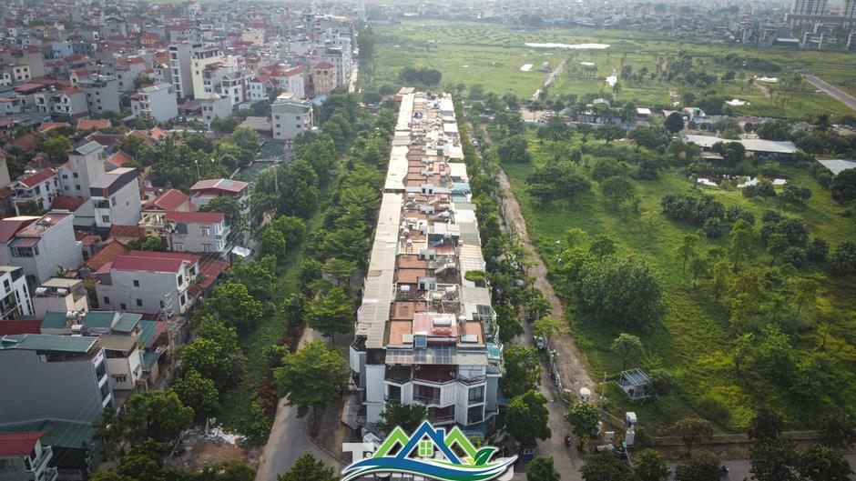 Khu biệt thự, nhà liền kề bị cơi nới, 'đội' tôn như khu tập thể cũ ở Hà Nội
