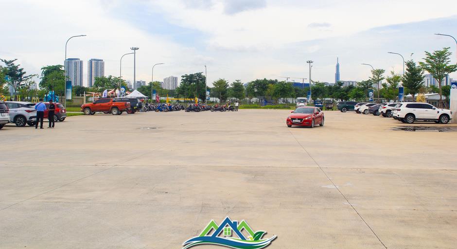 Khu đô thị có bãi đỗ xe rộng bằng công viên Đầm Sen, quảng trường chứa được 40.000 người Khu đô thị có bãi đỗ xe rộng bằng công viên Đầm Sen, quảng trường chứa được 40.000 người