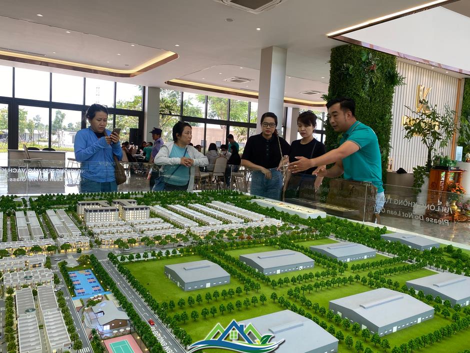 Làm gì để chặn môi giới bất động sản 'lùa gà' khách hàng? Làm gì để chặn môi giới bất động sản 'lùa gà' khách hàng?