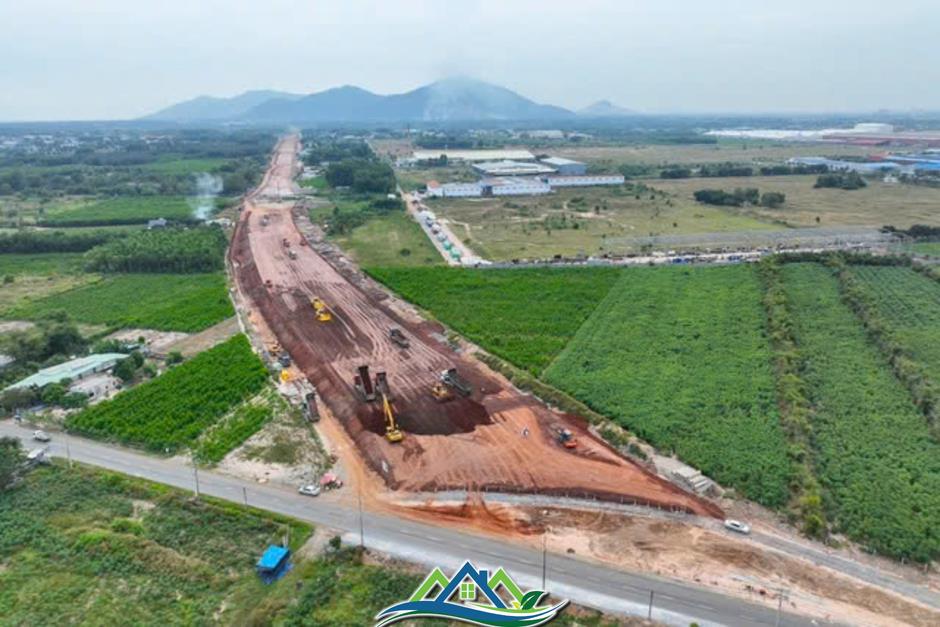 Lộ diện 4 nhà thầu thi công Vành đai 3, cao tốc Biên Hoà – Vũng Tàu không đảm bảo tiến độ Lộ diện 4 nhà thầu thi công Vành đai 3, cao tốc Biên Hoà – Vũng Tàu không đảm bảo tiến độ