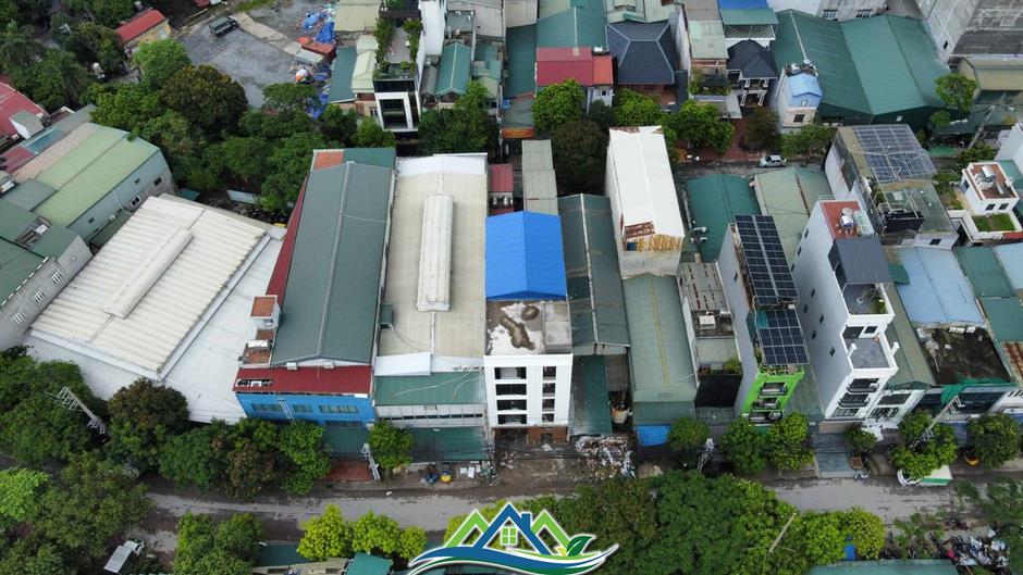 Loạt biệt thự, nhà tầng xây trái phép tại Hà Nội