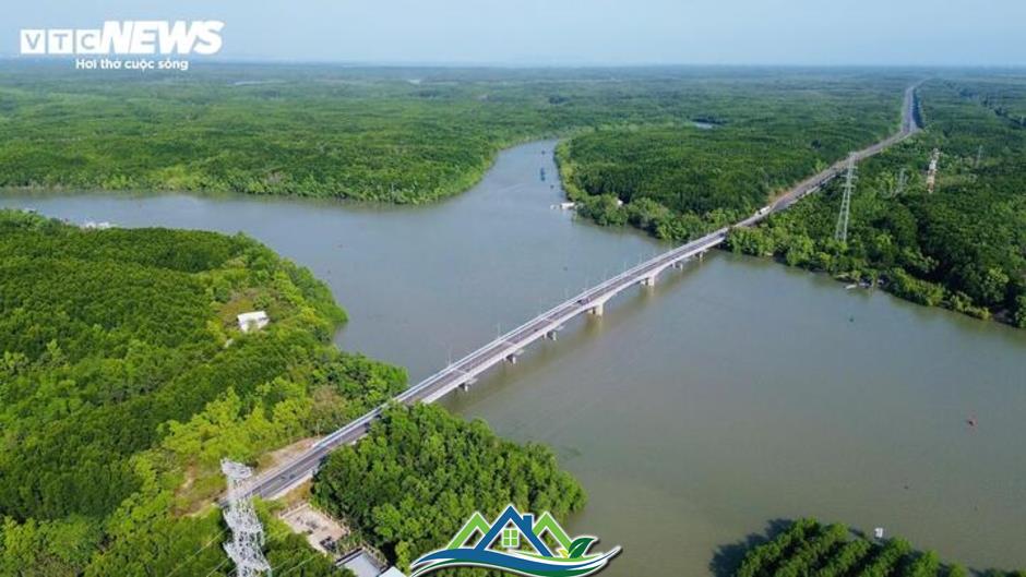 Loạt điểm nghẽn sẽ được gỡ khi sáp nhập TP.HCM, Bình Dương, Bà Rịa - Vũng Tàu Loạt điểm nghẽn sẽ được gỡ khi sáp nhập TP.HCM, Bình Dương, Bà Rịa - Vũng Tàu