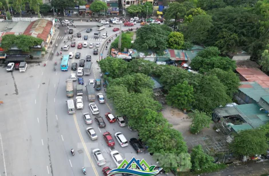 Loạt dự án giao thông Hà Nội bất động: Đường kẹt, máy móc ‘ngủ đông’, dân bức xúc Loạt dự án giao thông Hà Nội bất động: Đường kẹt, máy móc ‘ngủ đông’, dân bức xúc