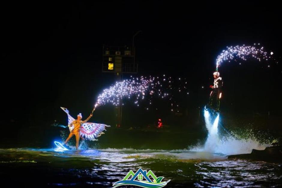 Lý do phải đến Cát Bà ngay tối 30/5 để thưởng thức show diễn 2 kỷ lục Guinness Lý do phải đến Cát Bà ngay tối 30/5 để thưởng thức show diễn 2 kỷ lục Guinness
