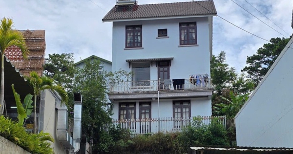 Mập mờ vụ bán nhà thần tốc né nợ 11,4 tỉ đồng