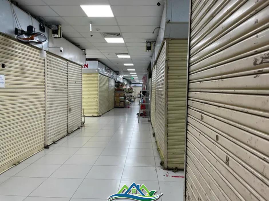Mấu chốt quan trọng đằng sau việc tiểu thương đóng cửa hàng loạt Mấu chốt quan trọng đằng sau việc tiểu thương đóng cửa hàng loạt