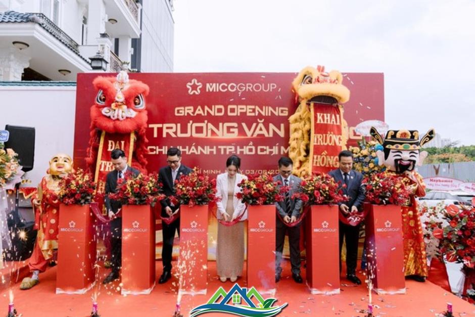 MICC Group lọt Top 10 Sàn giao dịch BĐS xuất sắc Việt Nam tại VARS Awards 2025