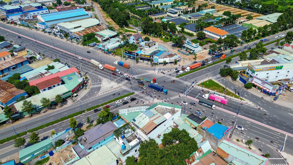 Một khu công nghiệp từng được đầu tư rộng gấp 4 lần quận Hoàn Kiếm, nay lại được rót thêm 3.500 tỷ để mở rộng thêm 1.000 ha Một khu công nghiệp từng được đầu tư rộng gấp 4 lần quận Hoàn Kiếm, nay lại được rót thêm 3.500 tỷ để mở rộng thêm 1.000 ha