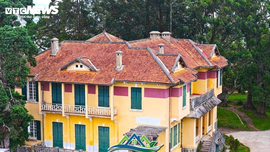 Ngắm Dinh Tỉnh trưởng hơn trăm tuổi – nơi níu giữ hồn xưa Đà Lạt