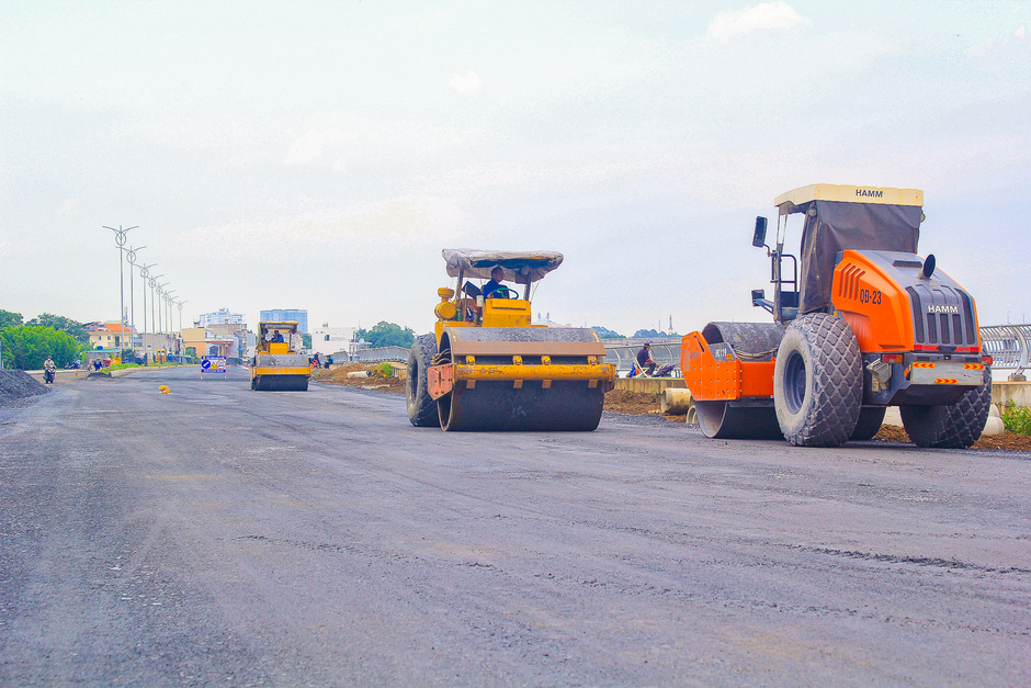 Ngắm đường ven sông trị giá gần 2.000 tỷ sắp thông xe: Cách TP.HCM một cây cầu, đẩy giá đất lên đến 200 triệu đồng/m2