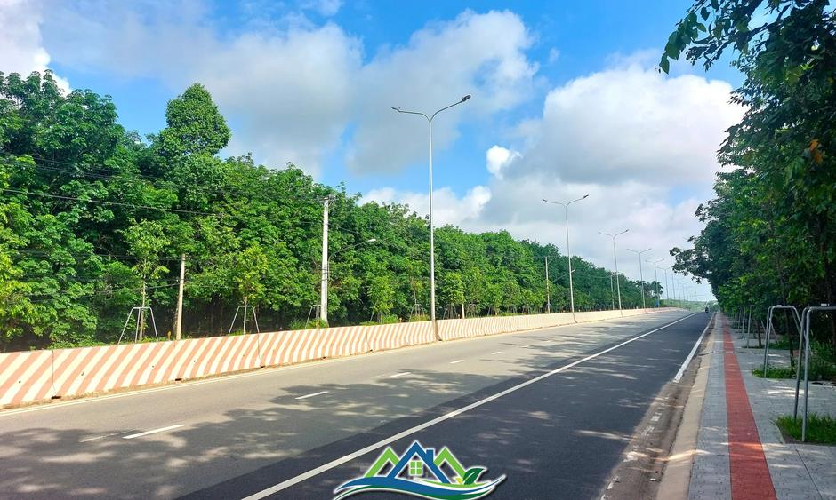 Ngắm tuyến đường băng qua rừng cao su nối Bình Dương với Tây Ninh vừa lên 6 làn