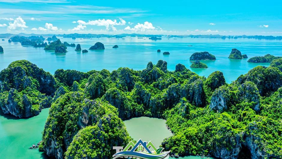 Ngắm vịnh Bái Tử Long từ tuyến đường bao biển đẹp nhất Việt Nam Ngắm vịnh Bái Tử Long từ tuyến đường bao biển đẹp nhất Việt Nam