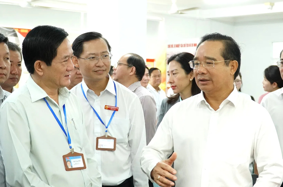 Ngày đầu đến phường Bình Dương làm thủ tục: Rất hài lòng, không phải làm xác nhận tình trạng bất động sản