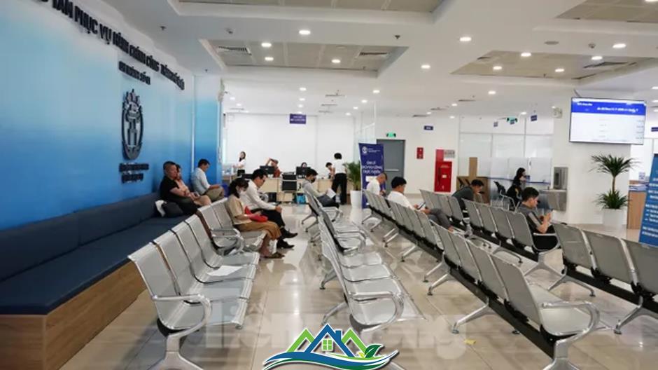 Ngày đầu xin giấy phép xây dựng trực tuyến ở Hà Nội: Hồ sơ được phản hồi trong ngày Ngày đầu xin giấy phép xây dựng trực tuyến ở Hà Nội: Hồ sơ được phản hồi trong ngày