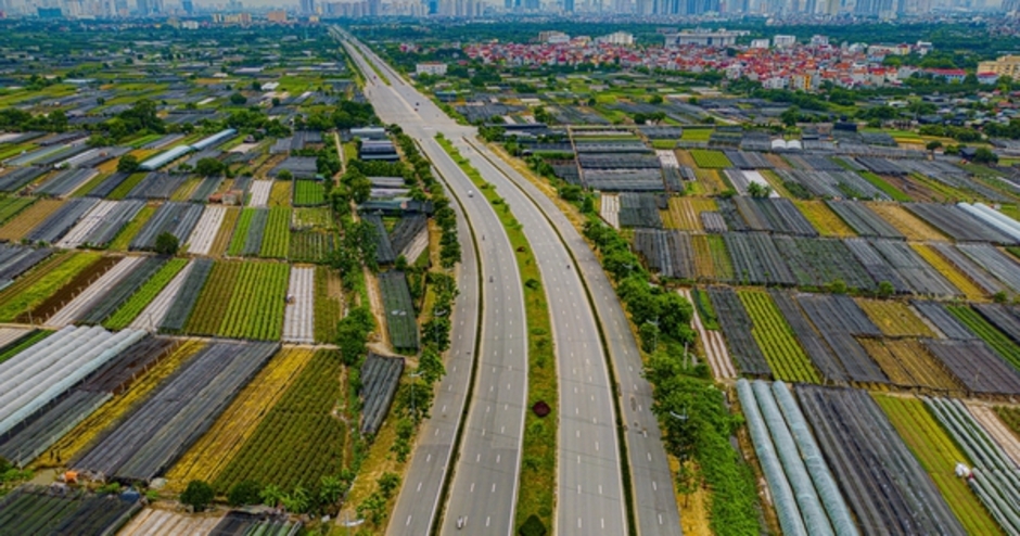 Người dân phía Tây Hà Nội đón tin vui: Đại lộ rộng 10 làn xe sắp hoàn thành, “mở lối” từ siêu đô thị của tỷ phú Phạm Nhật Vượng đến thẳng khu nhà giàu Ciputra