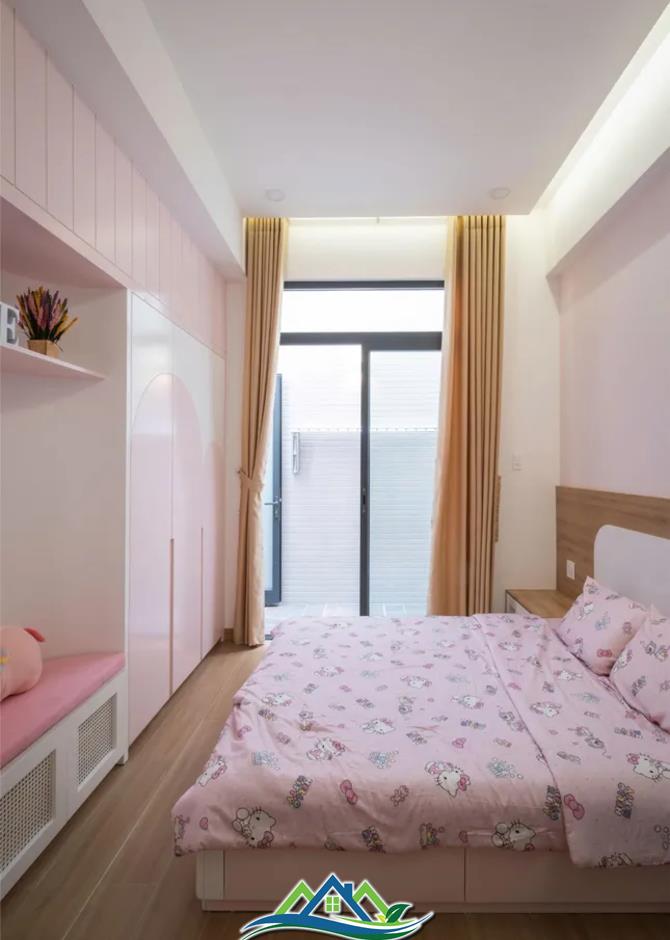 Nhà phố 2 tầng nổi bật lấy cảm hứng từ 'búp măng non' Nhà phố 2 tầng nổi bật lấy cảm hứng từ 'búp măng non'